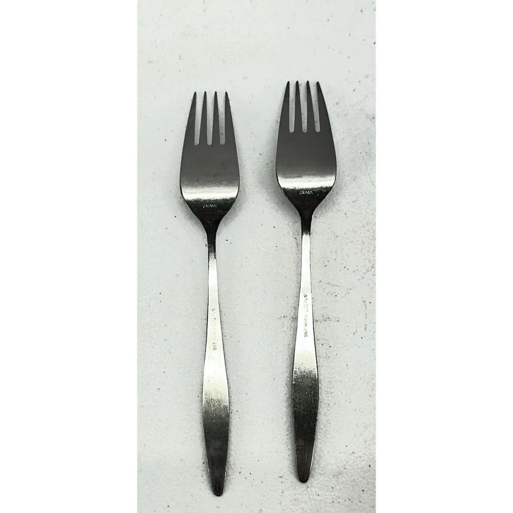 Vintage Towle TWS318 SSC Stainless Japan Dinner Forks Set of 2 MCM 7 3/4